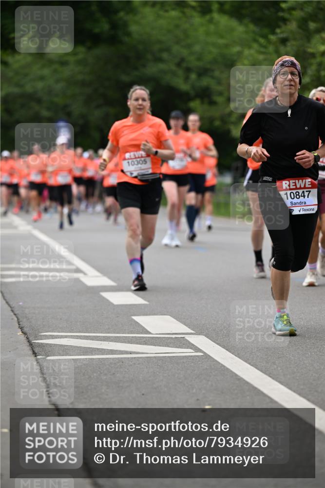 15.06.2025 - REWE Women's Run Dr. Thomas Lammeyer http://msf.ph/oto/7934926 15.06.2025 09:18:52 Laufen 10305, 10847 meine-sportfotos.de