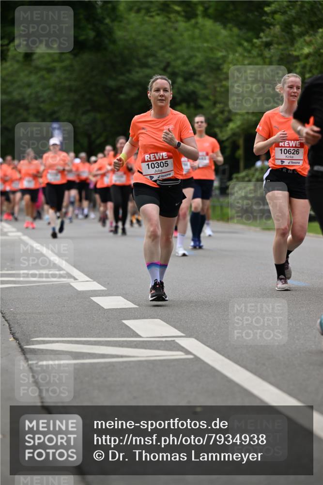 15.06.2025 - REWE Women's Run Dr. Thomas Lammeyer http://msf.ph/oto/7934938 15.06.2025 09:18:53 Laufen 10305, 10626 meine-sportfotos.de
