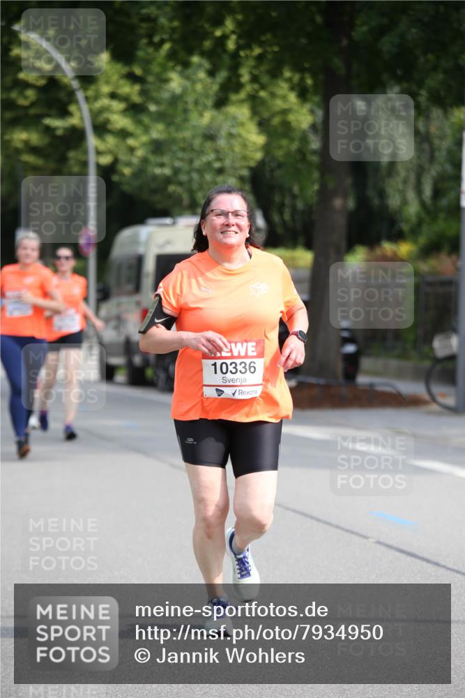 15.06.2025 - REWE Women's Run Jannik Wohlers http://msf.ph/oto/7934950 15.06.2025 09:52:48 Laufen 10336 meine-sportfotos.de