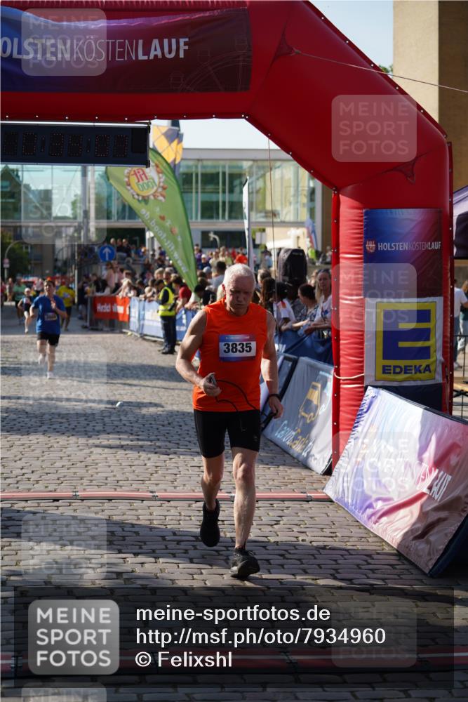13.06.2025 - Holstenköstenlauf Felixshl http://msf.ph/oto/7934960 13.06.2025 18:04:08 Laufen 2369, 2580, 3009, 3835 meine-sportfotos.de