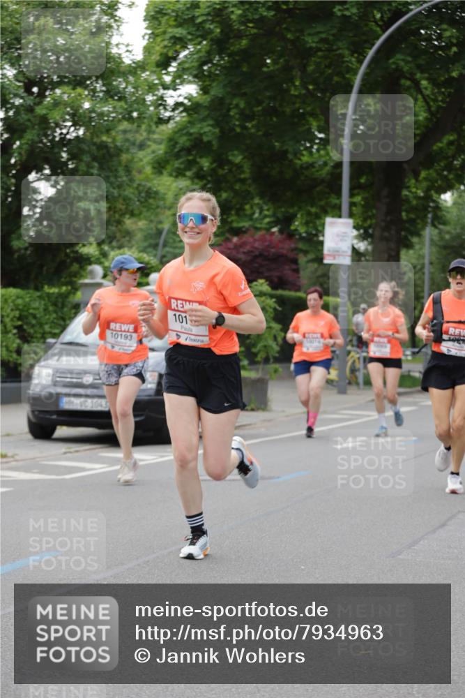 15.06.2025 - REWE Women's Run Jannik Wohlers http://msf.ph/oto/7934963 15.06.2025 08:25:49 Laufen 1043, 101, 10193 meine-sportfotos.de