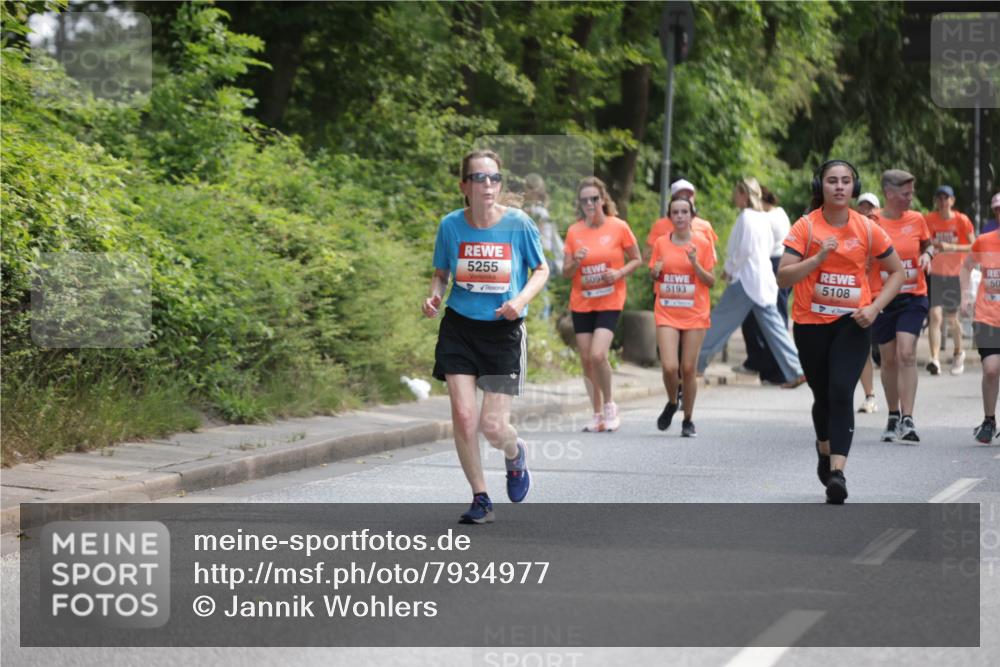 15.06.2025 - REWE Women's Run Jannik Wohlers http://msf.ph/oto/7934977 15.06.2025 10:12:37 Laufen 5255, 509, 47, 5193, 1, 50, 5108 meine-sportfotos.de