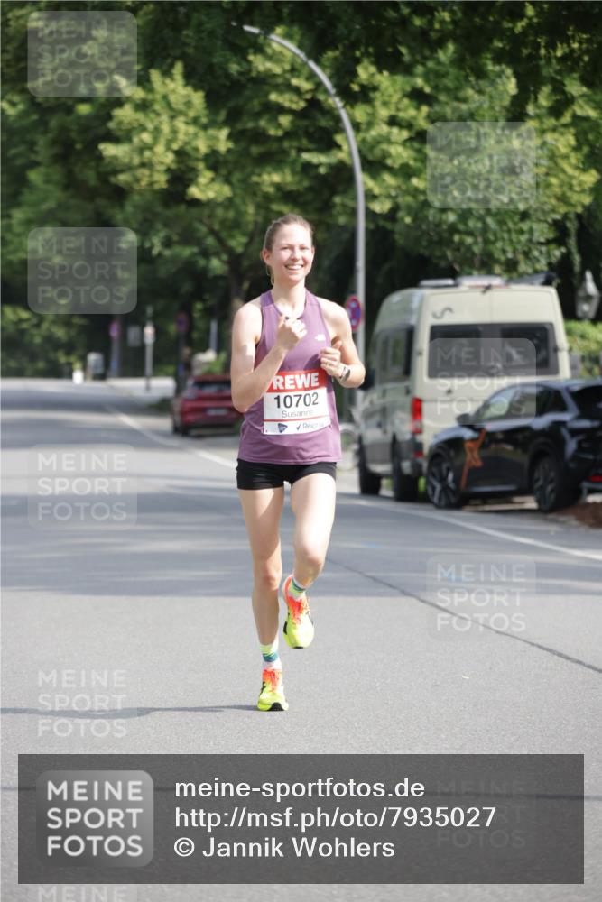 15.06.2025 - REWE Women's Run Jannik Wohlers http://msf.ph/oto/7935027 15.06.2025 08:38:45 Laufen 10702 meine-sportfotos.de