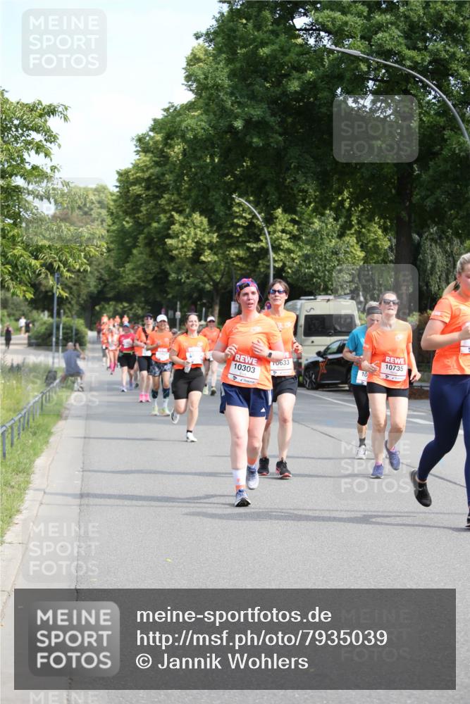 15.06.2025 - REWE Women's Run Jannik Wohlers http://msf.ph/oto/7935039 15.06.2025 09:52:54 Laufen 10303, 0633, 10, 10735 meine-sportfotos.de