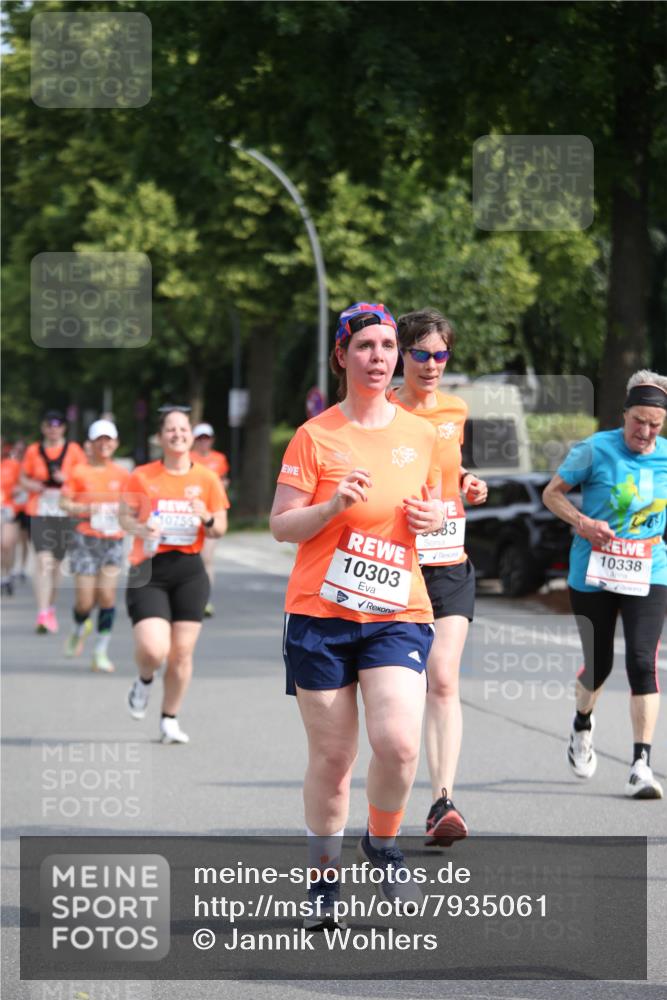15.06.2025 - REWE Women's Run Jannik Wohlers http://msf.ph/oto/7935061 15.06.2025 09:52:54 Laufen 10755, 10303, 83, 10338 meine-sportfotos.de