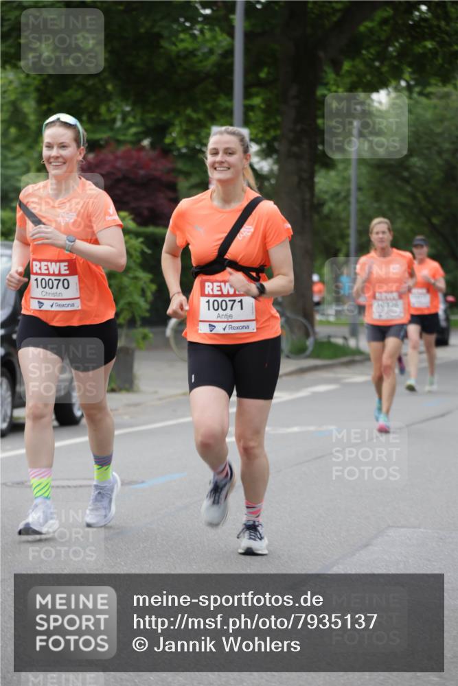 15.06.2025 - REWE Women's Run Jannik Wohlers http://msf.ph/oto/7935137 15.06.2025 08:25:52 Laufen 10070, 10071, 10328 meine-sportfotos.de