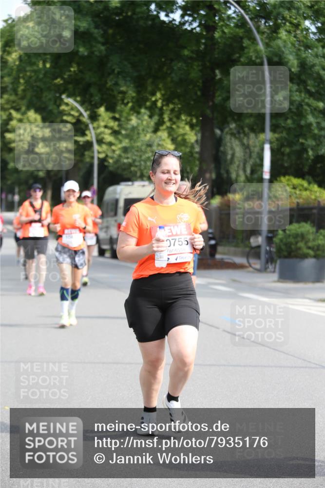 15.06.2025 - REWE Women's Run Jannik Wohlers http://msf.ph/oto/7935176 15.06.2025 09:52:58 Laufen 0755 meine-sportfotos.de