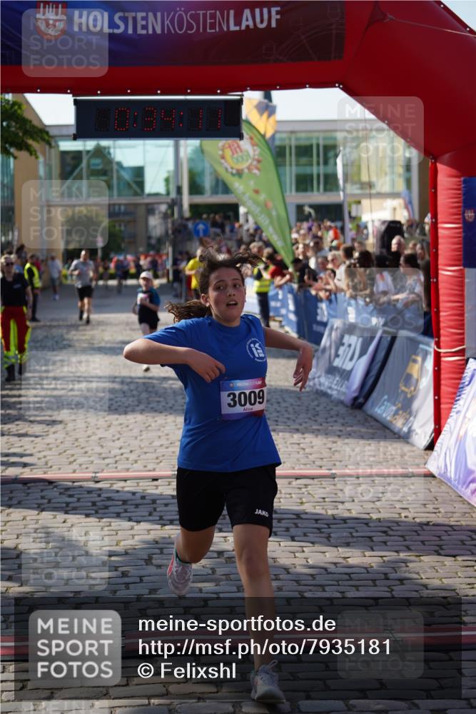 13.06.2025 - Holstenköstenlauf Felixshl http://msf.ph/oto/7935181 13.06.2025 18:04:12 Laufen 2369, 2885, 3009, 3835 meine-sportfotos.de