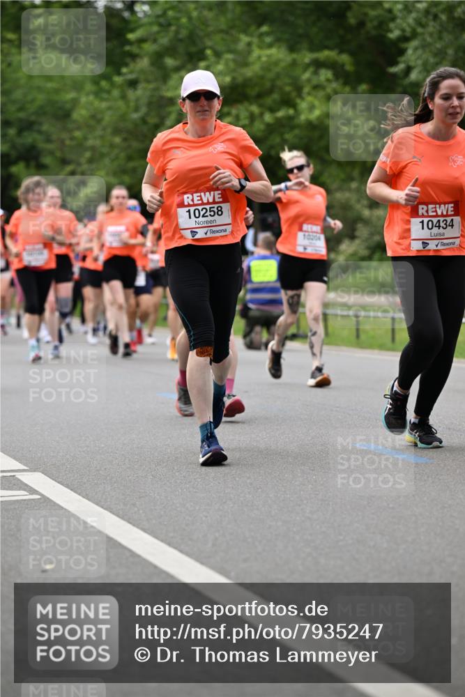 15.06.2025 - REWE Women's Run Dr. Thomas Lammeyer http://msf.ph/oto/7935247 15.06.2025 09:19:01 Laufen 10258, 10204, 10434 meine-sportfotos.de