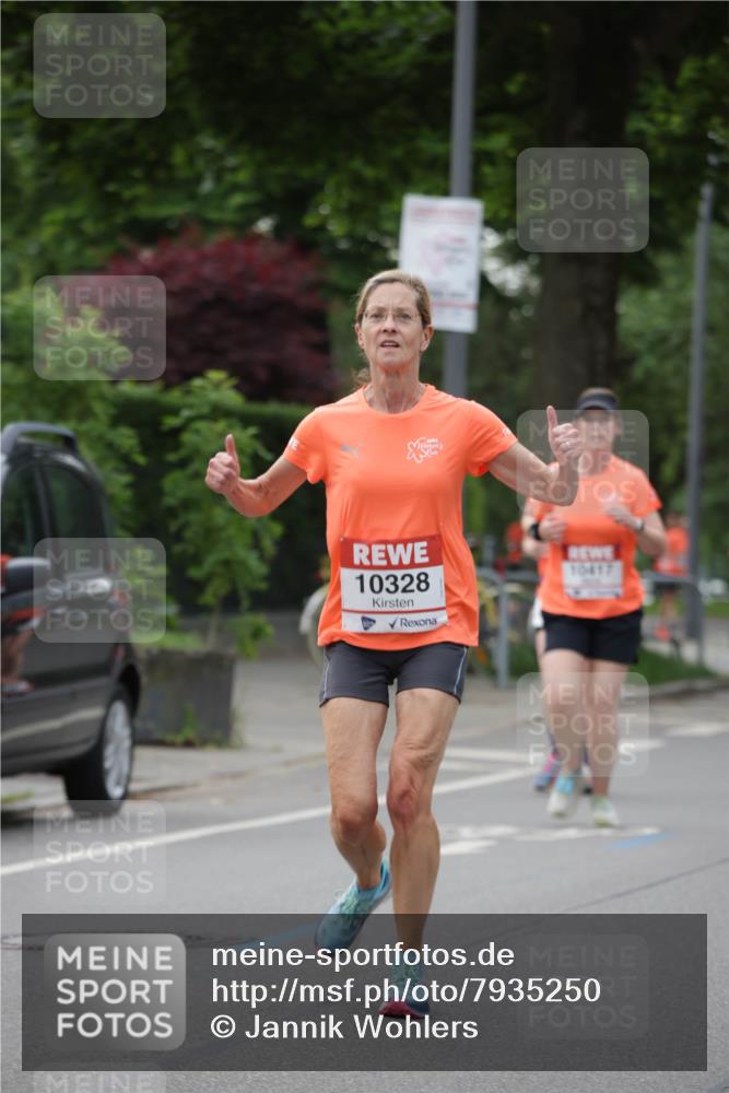 15.06.2025 - REWE Women's Run Jannik Wohlers http://msf.ph/oto/7935250 15.06.2025 08:25:55 Laufen 10328, 10417 meine-sportfotos.de