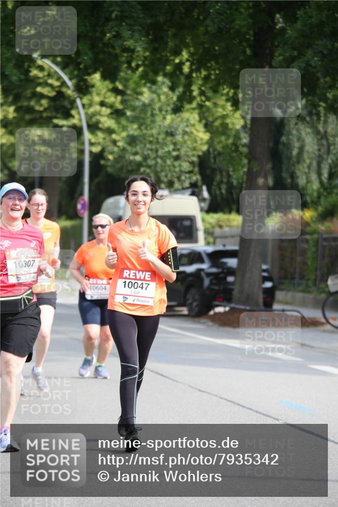 15.06.2025 - REWE Women's Run Jannik Wohlers http://msf.ph/oto/7935342 15.06.2025 09:53:04 Laufen 10307, 10047, 10604 meine-sportfotos.de