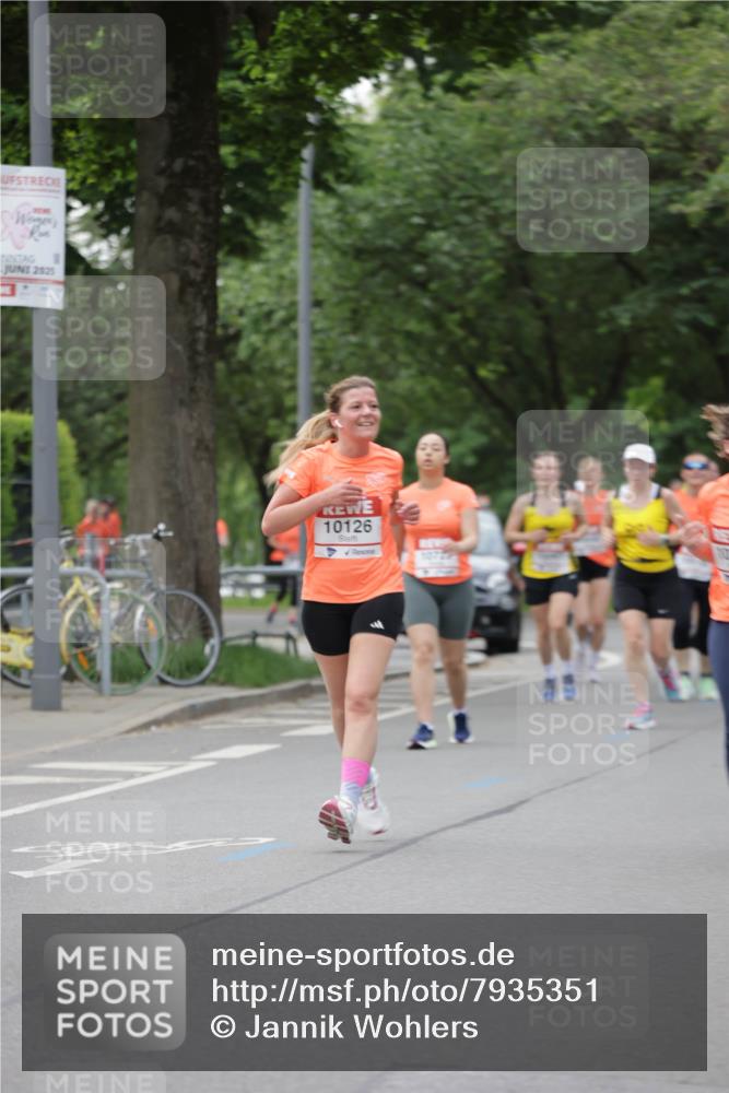 15.06.2025 - REWE Women's Run Jannik Wohlers http://msf.ph/oto/7935351 15.06.2025 08:25:57 Laufen 2025, 10126 meine-sportfotos.de