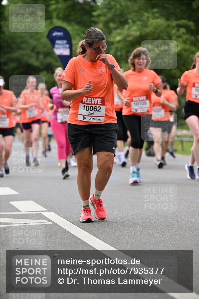 15.06.2025 - REWE Women's Run Dr. Thomas Lammeyer http://msf.ph/oto/7935377 15.06.2025 09:19:04 Laufen 10105, 10062 meine-sportfotos.de