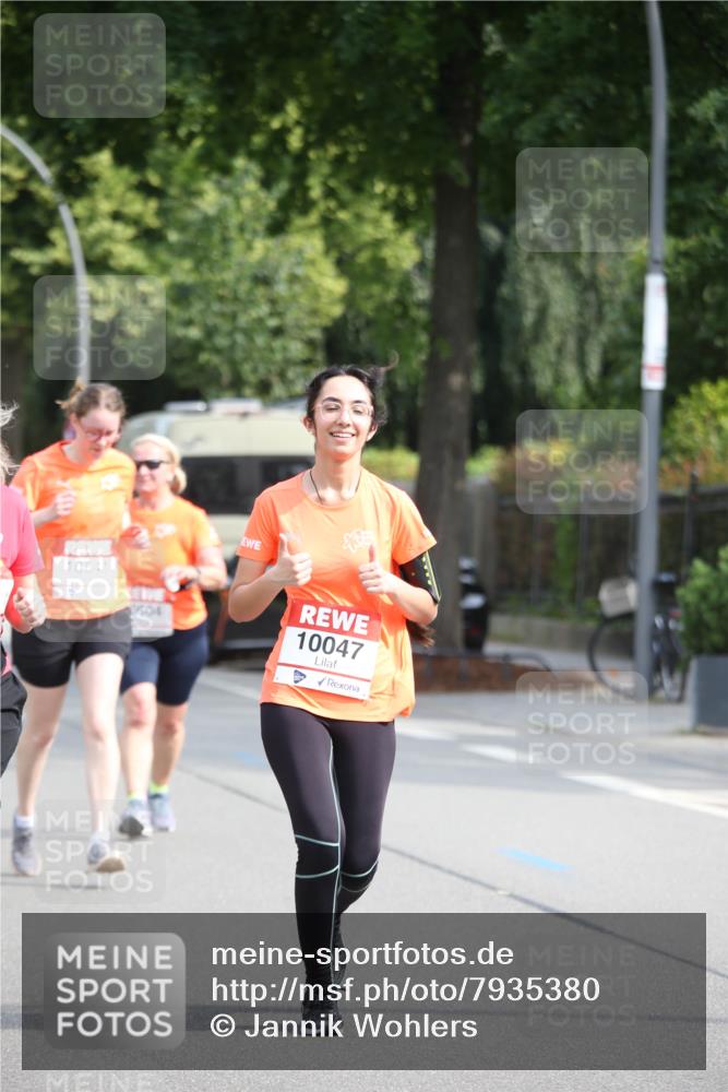 15.06.2025 - REWE Women's Run Jannik Wohlers http://msf.ph/oto/7935380 15.06.2025 09:53:05 Laufen 10641, 10047 meine-sportfotos.de