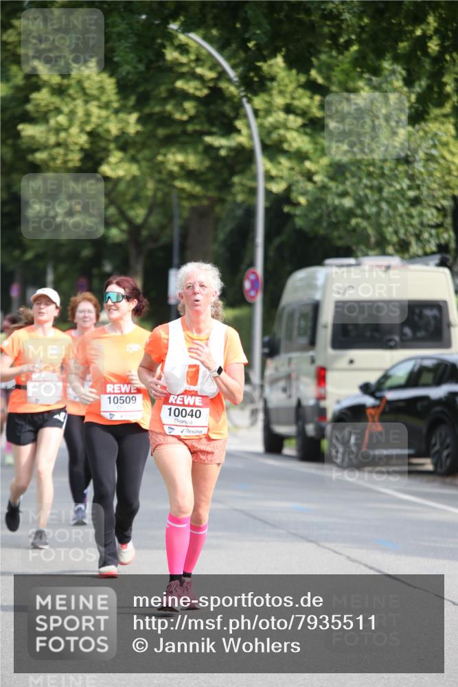 15.06.2025 - REWE Women's Run Jannik Wohlers http://msf.ph/oto/7935511 15.06.2025 09:53:10 Laufen 10208, 10509, 10040 meine-sportfotos.de