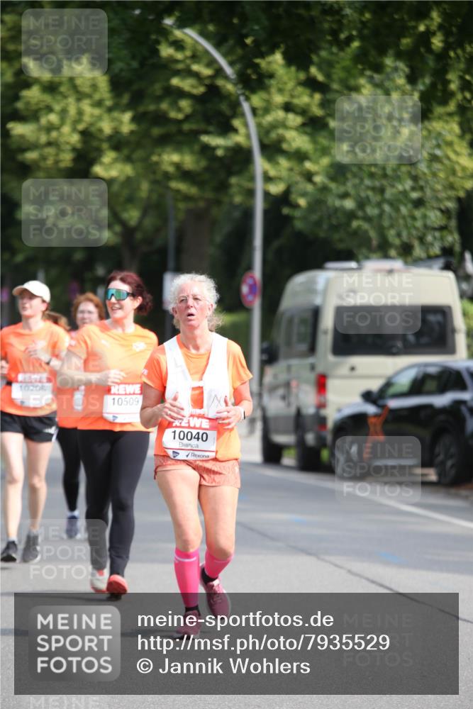 15.06.2025 - REWE Women's Run Jannik Wohlers http://msf.ph/oto/7935529 15.06.2025 09:53:11 Laufen 10208, 10509, 10040 meine-sportfotos.de