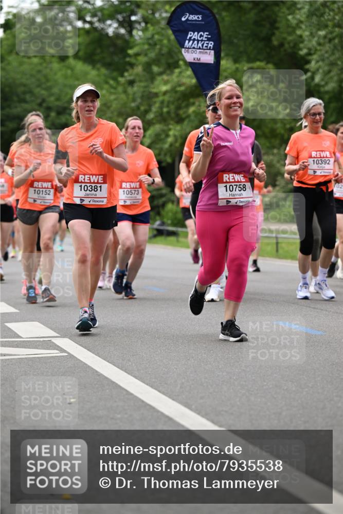 15.06.2025 - REWE Women's Run Dr. Thomas Lammeyer http://msf.ph/oto/7935538 15.06.2025 09:19:06 Laufen 10152, 10381, 10573, 06, 00, 10758, 10392, 02 meine-sportfotos.de