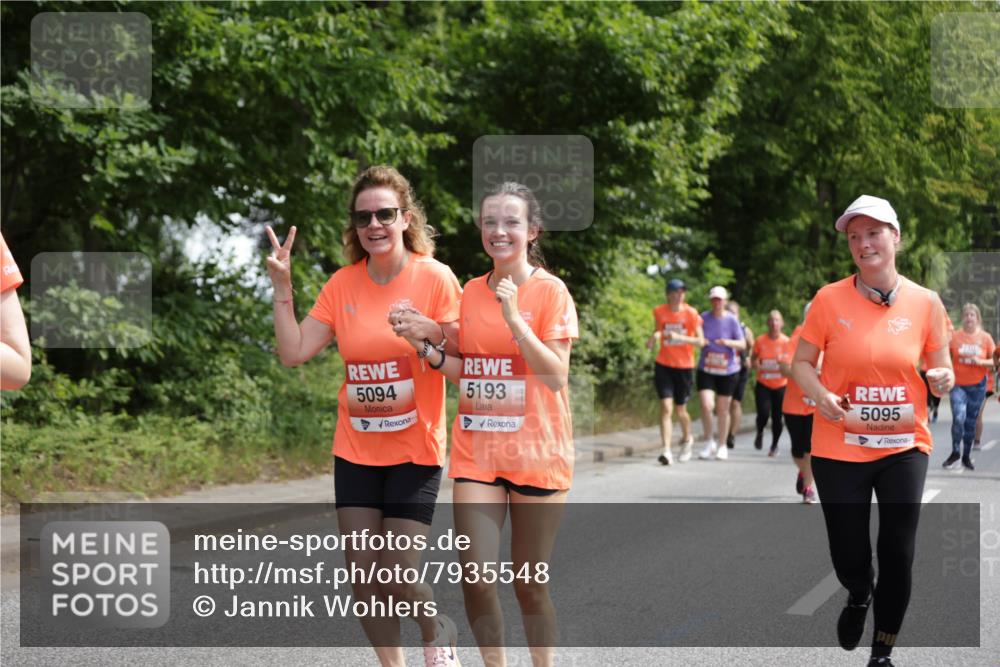 15.06.2025 - REWE Women's Run Jannik Wohlers http://msf.ph/oto/7935548 15.06.2025 10:12:52 Laufen 5094, 5193, 5095 meine-sportfotos.de