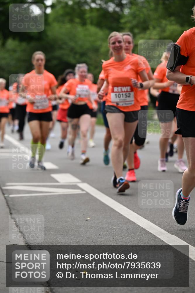 15.06.2025 - REWE Women's Run Dr. Thomas Lammeyer http://msf.ph/oto/7935639 15.06.2025 09:19:08 Laufen 10152 meine-sportfotos.de
