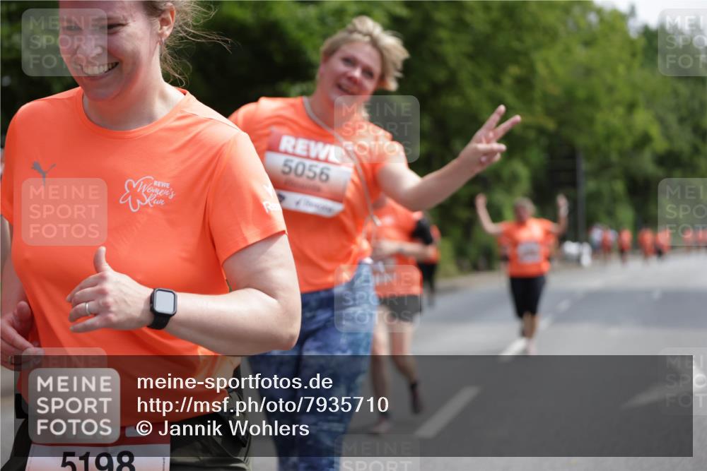 15.06.2025 - REWE Women's Run Jannik Wohlers http://msf.ph/oto/7935710 15.06.2025 10:13:00 Laufen 5056, 5198 meine-sportfotos.de
