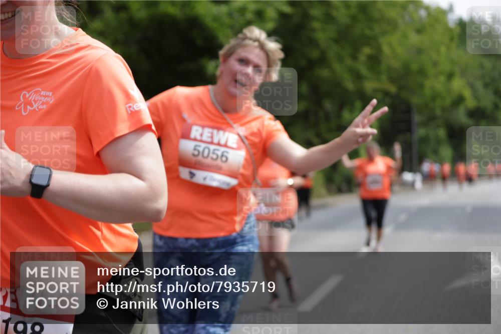 15.06.2025 - REWE Women's Run Jannik Wohlers http://msf.ph/oto/7935719 15.06.2025 10:13:00 Laufen 19, 5056 meine-sportfotos.de