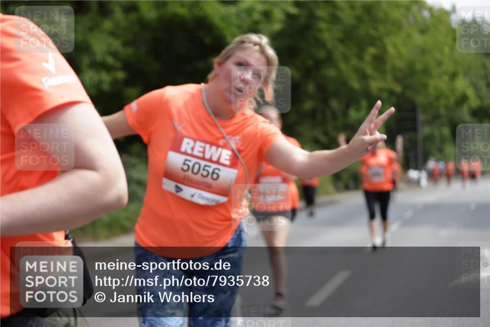 15.06.2025 - REWE Women's Run Jannik Wohlers http://msf.ph/oto/7935738 15.06.2025 10:13:00 Laufen 5056 meine-sportfotos.de