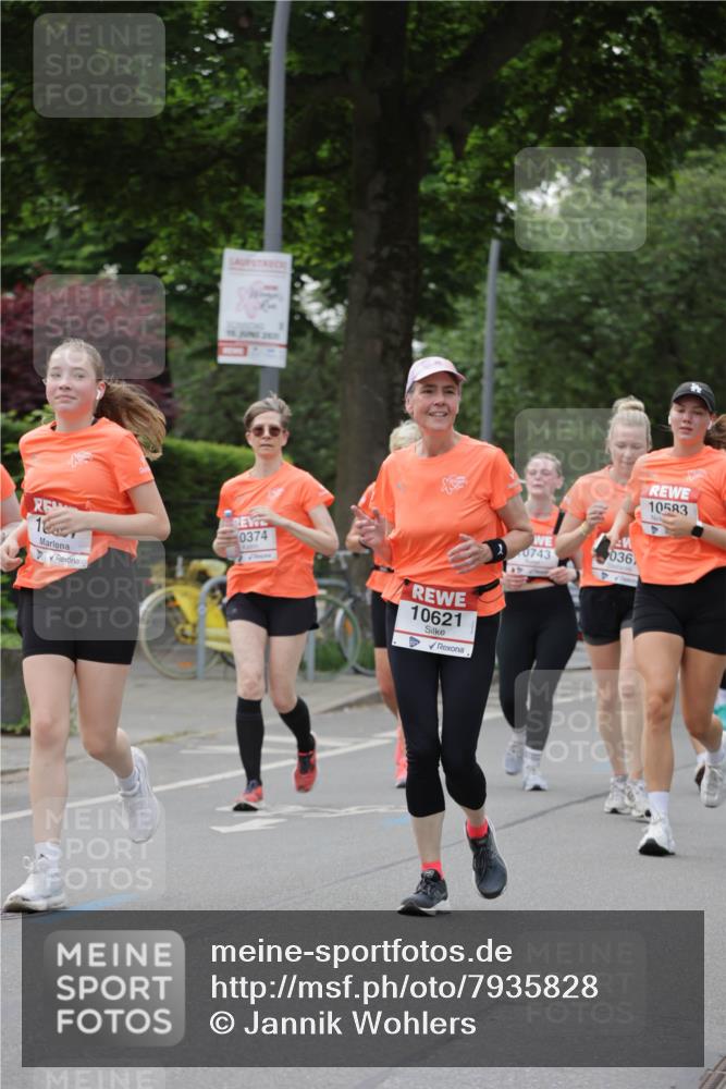 15.06.2025 - REWE Women's Run Jannik Wohlers http://msf.ph/oto/7935828 15.06.2025 08:26:19 Laufen 0374, 10621, 10583, 036, 0743 meine-sportfotos.de