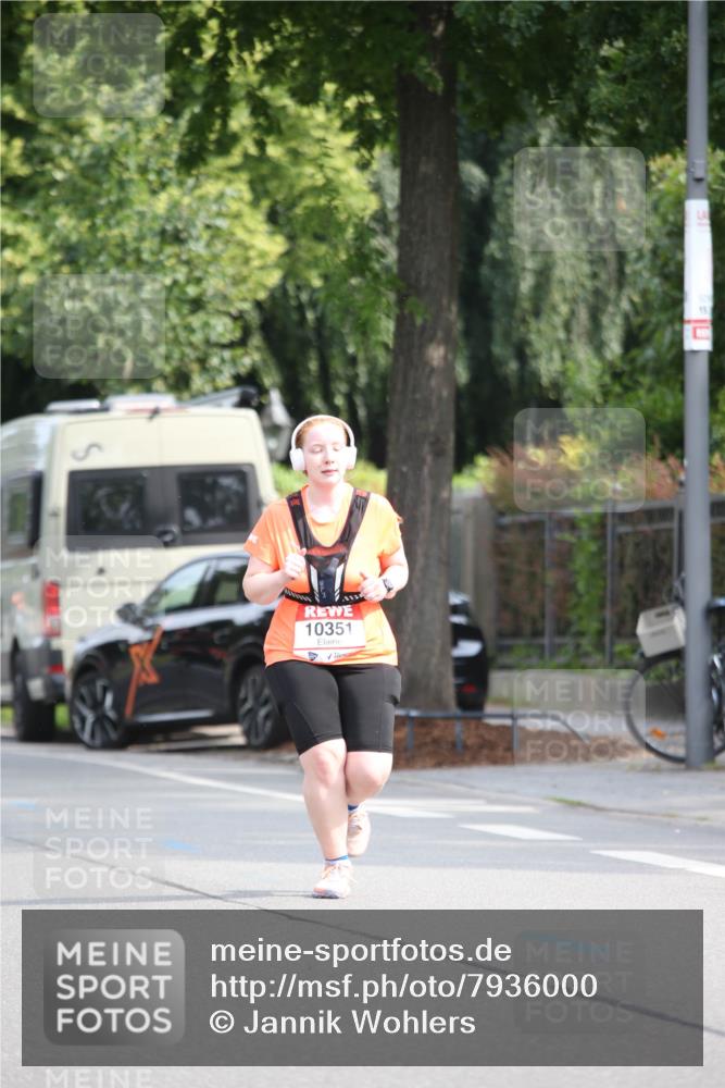 15.06.2025 - REWE Women's Run Jannik Wohlers http://msf.ph/oto/7936000 15.06.2025 09:53:44 Laufen 10351 meine-sportfotos.de