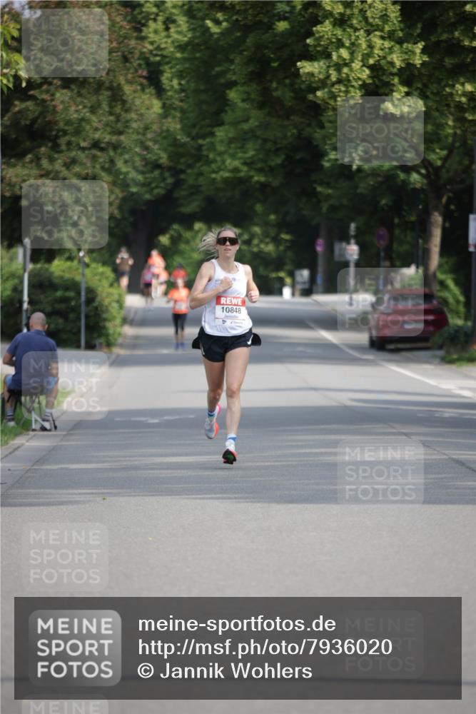 15.06.2025 - REWE Women's Run Jannik Wohlers http://msf.ph/oto/7936020 15.06.2025 08:42:20 Laufen 10848 meine-sportfotos.de