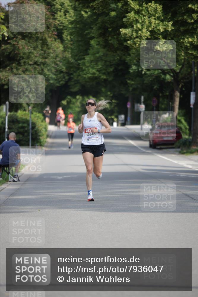 15.06.2025 - REWE Women's Run Jannik Wohlers http://msf.ph/oto/7936047 15.06.2025 08:42:21 Laufen 848 meine-sportfotos.de
