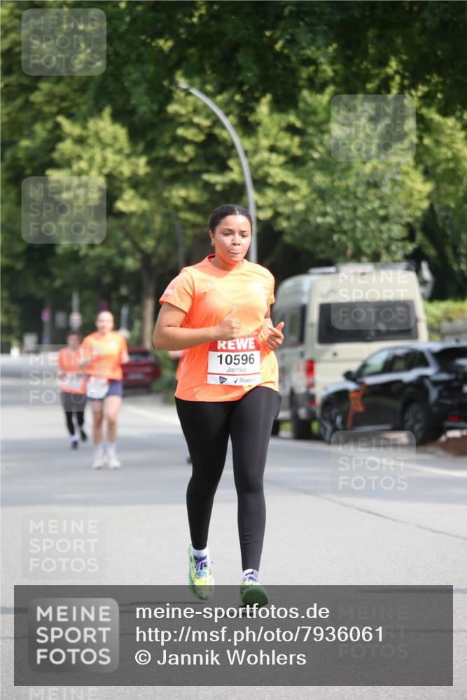15.06.2025 - REWE Women's Run Jannik Wohlers http://msf.ph/oto/7936061 15.06.2025 09:53:46 Laufen 10596 meine-sportfotos.de