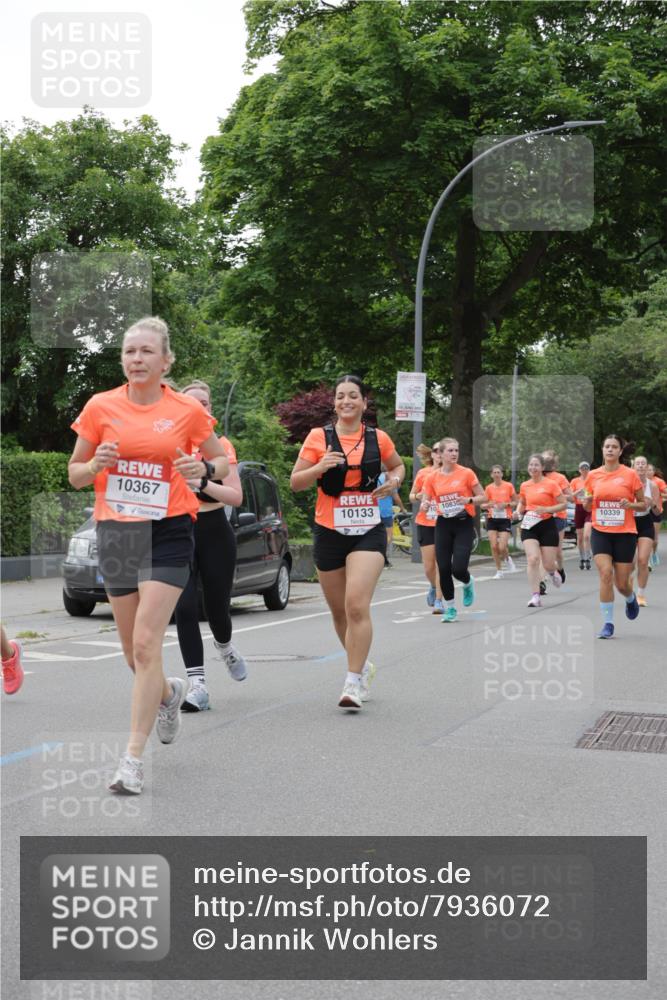 15.06.2025 - REWE Women's Run Jannik Wohlers http://msf.ph/oto/7936072 15.06.2025 08:26:23 Laufen 10367, 10133, 10, 1083, 10339 meine-sportfotos.de
