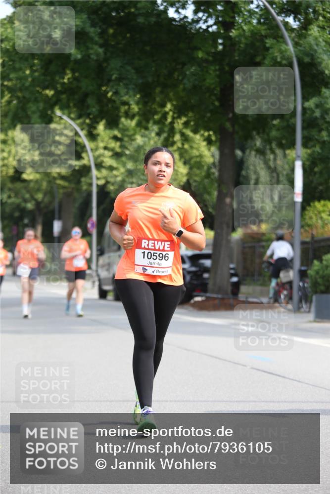 15.06.2025 - REWE Women's Run Jannik Wohlers http://msf.ph/oto/7936105 15.06.2025 09:53:47 Laufen 10596 meine-sportfotos.de