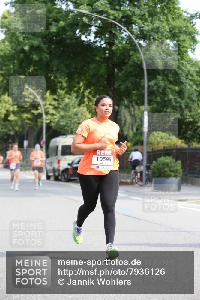 15.06.2025 - REWE Women's Run Jannik Wohlers http://msf.ph/oto/7936126 15.06.2025 09:53:48 Laufen 10596 meine-sportfotos.de