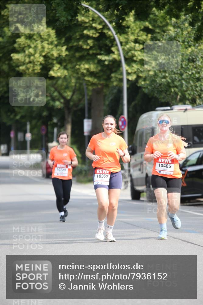 15.06.2025 - REWE Women's Run Jannik Wohlers http://msf.ph/oto/7936152 15.06.2025 09:53:51 Laufen 10729, 10350, 10405 meine-sportfotos.de