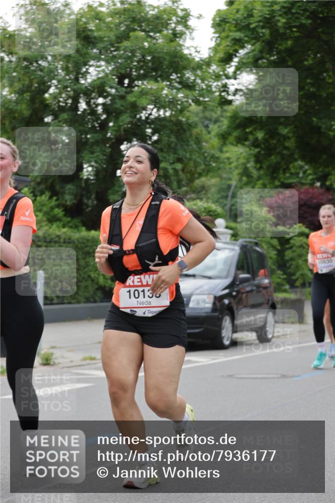 15.06.2025 - REWE Women's Run Jannik Wohlers http://msf.ph/oto/7936177 15.06.2025 08:26:25 Laufen 10136, 10830 meine-sportfotos.de