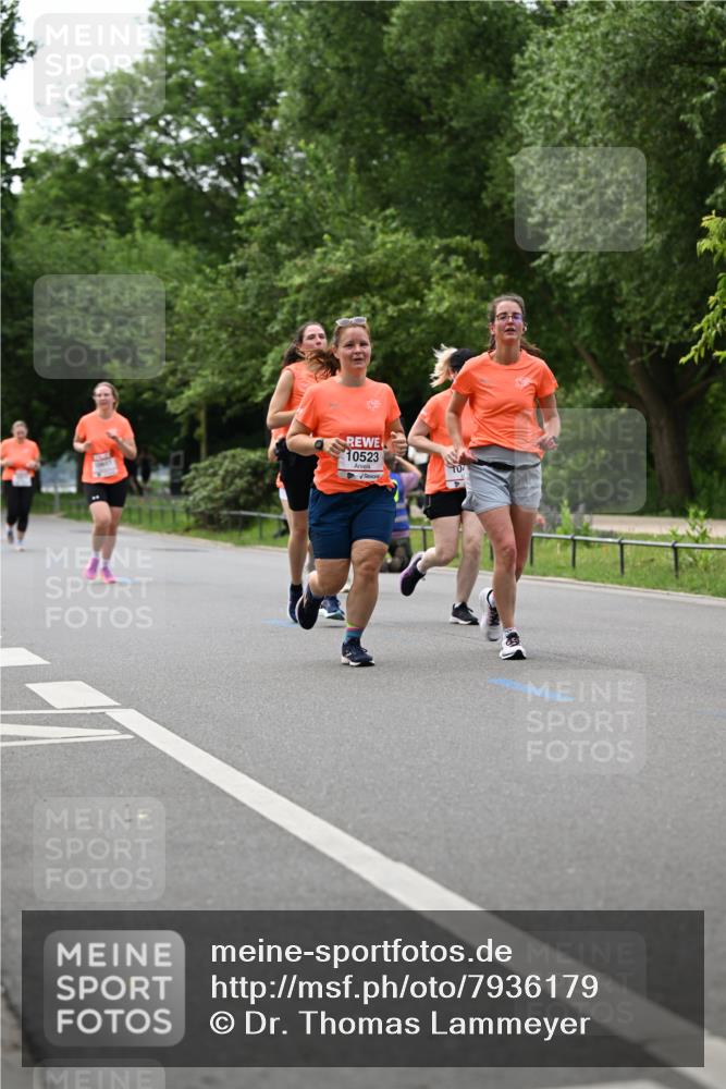 15.06.2025 - REWE Women's Run Dr. Thomas Lammeyer http://msf.ph/oto/7936179 15.06.2025 09:19:20 Laufen 10523 meine-sportfotos.de