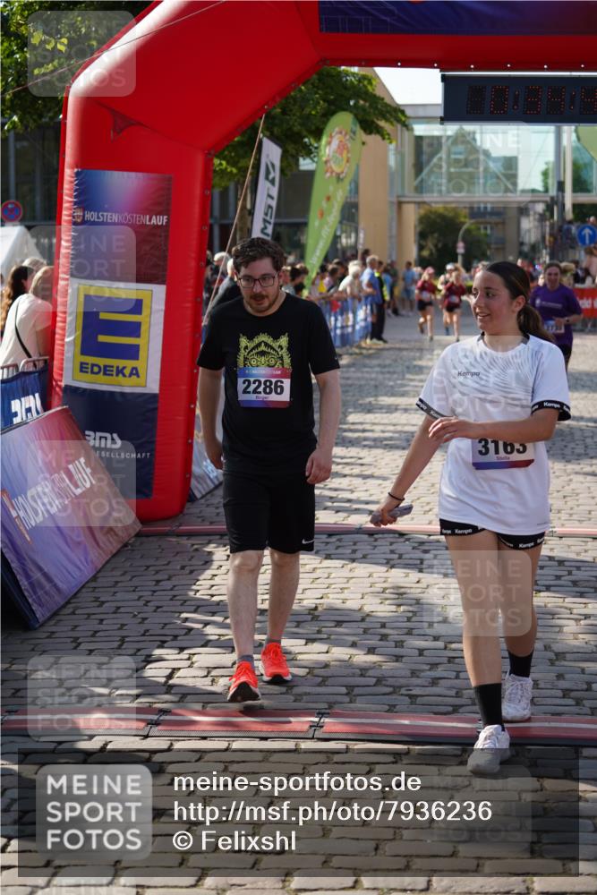 13.06.2025 - Holstenköstenlauf Felixshl http://msf.ph/oto/7936236 13.06.2025 18:04:46 Laufen 2286, 2735, 2783, 2892, 3153, 3154, 3163, 3765, 3938, 3939 meine-sportfotos.de