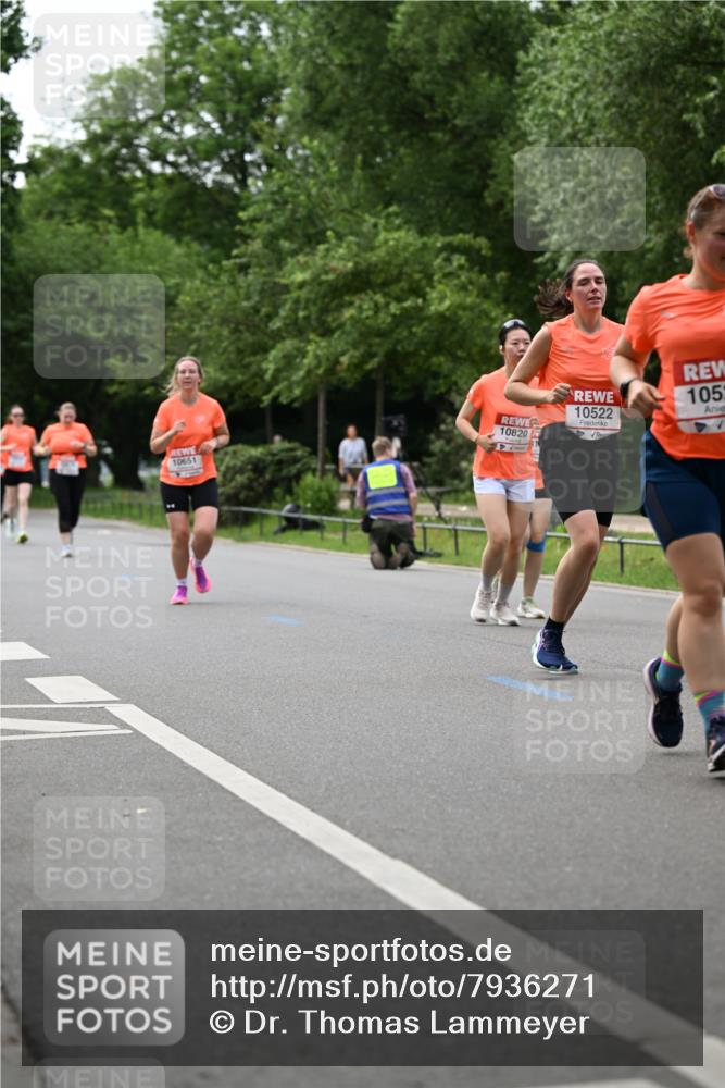 15.06.2025 - REWE Women's Run Dr. Thomas Lammeyer http://msf.ph/oto/7936271 15.06.2025 09:19:22 Laufen 10651, 10820, 10522, 105 meine-sportfotos.de