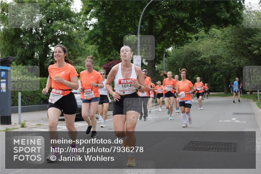 15.06.2025 - REWE Women's Run Jannik Wohlers http://msf.ph/oto/7936278 15.06.2025 08:26:28 Laufen 10507, 1040, 1014, 10, 41, 10787, 02, 458 meine-sportfotos.de