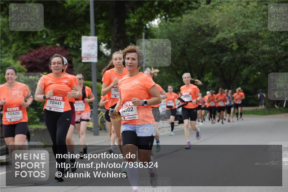 15.06.2025 - REWE Women's Run Jannik Wohlers http://msf.ph/oto/7936324 15.06.2025 08:26:30 Laufen 10441, 10776, 10426, 10, 70502, 10762 meine-sportfotos.de