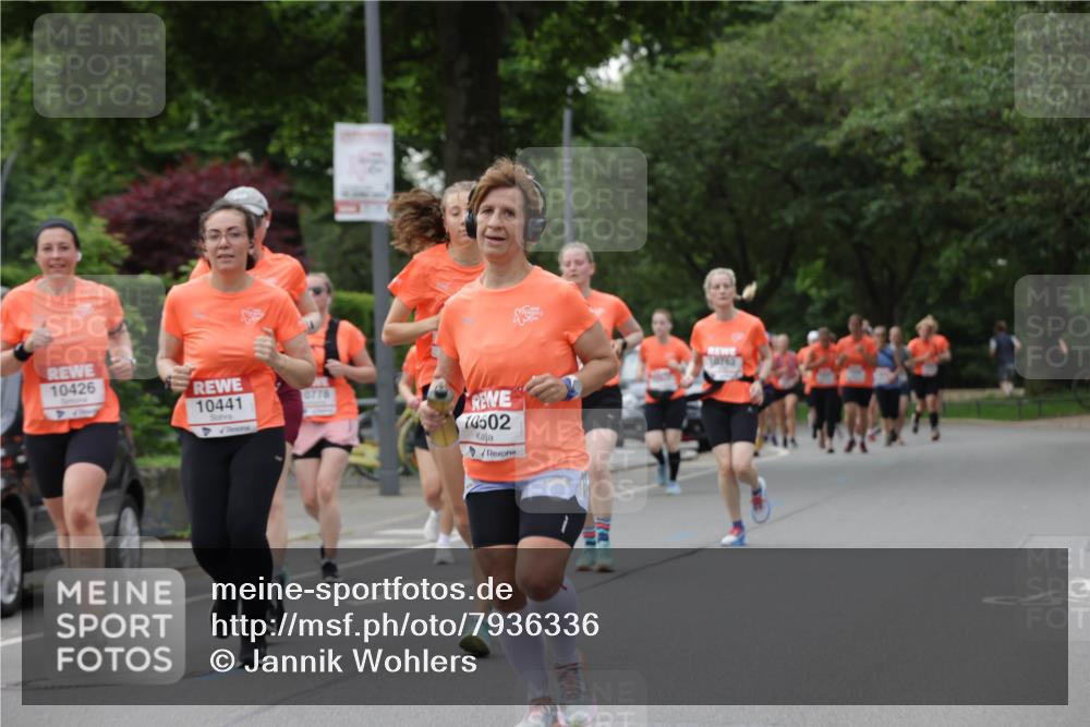 15.06.2025 - REWE Women's Run Jannik Wohlers http://msf.ph/oto/7936336 15.06.2025 08:26:30 Laufen 10426, 10441, 10778, 10502, 10762 meine-sportfotos.de