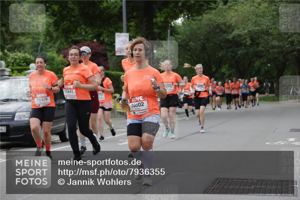 15.06.2025 - REWE Women's Run Jannik Wohlers http://msf.ph/oto/7936355 15.06.2025 08:26:30 Laufen 143, 10441, 10426, 778, 10502, 0443, 10762 meine-sportfotos.de