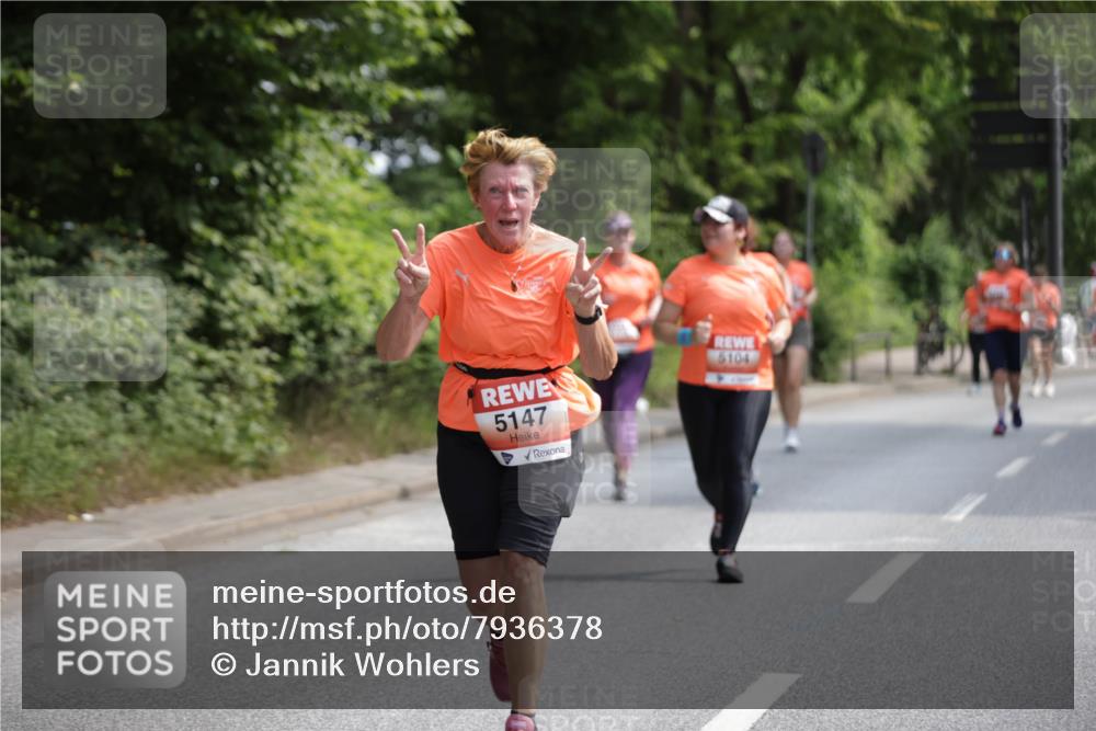 15.06.2025 - REWE Women's Run Jannik Wohlers http://msf.ph/oto/7936378 15.06.2025 10:13:23 Laufen 5147, 5104 meine-sportfotos.de