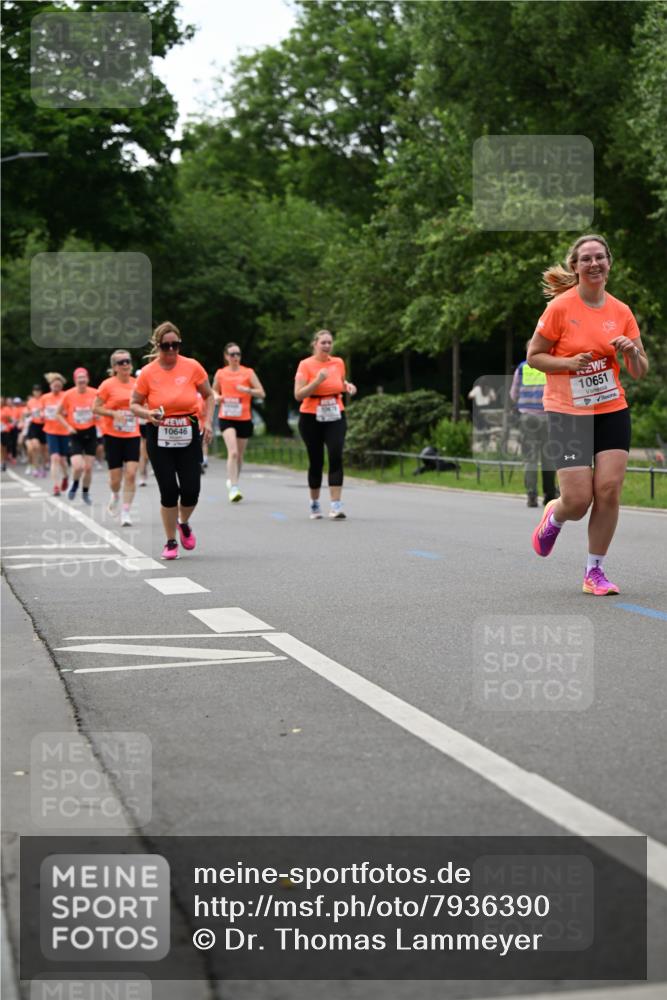15.06.2025 - REWE Women's Run Dr. Thomas Lammeyer http://msf.ph/oto/7936390 15.06.2025 09:19:24 Laufen 10651 meine-sportfotos.de
