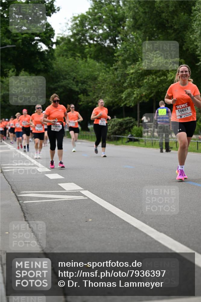 15.06.2025 - REWE Women's Run Dr. Thomas Lammeyer http://msf.ph/oto/7936397 15.06.2025 09:19:24 Laufen 10651 meine-sportfotos.de