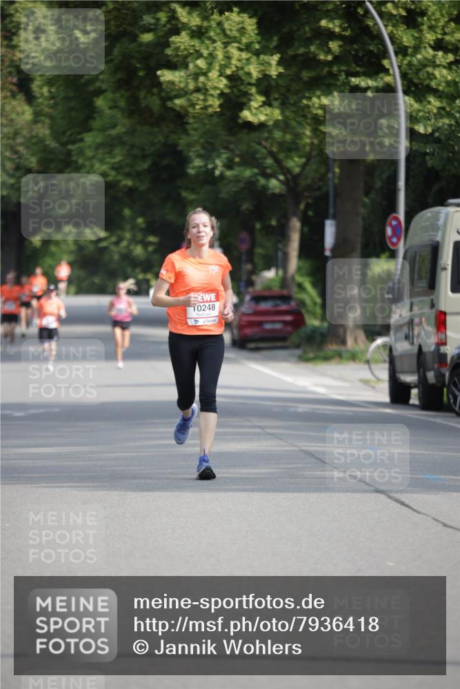 15.06.2025 - REWE Women's Run Jannik Wohlers http://msf.ph/oto/7936418 15.06.2025 08:42:39 Laufen 0248 meine-sportfotos.de