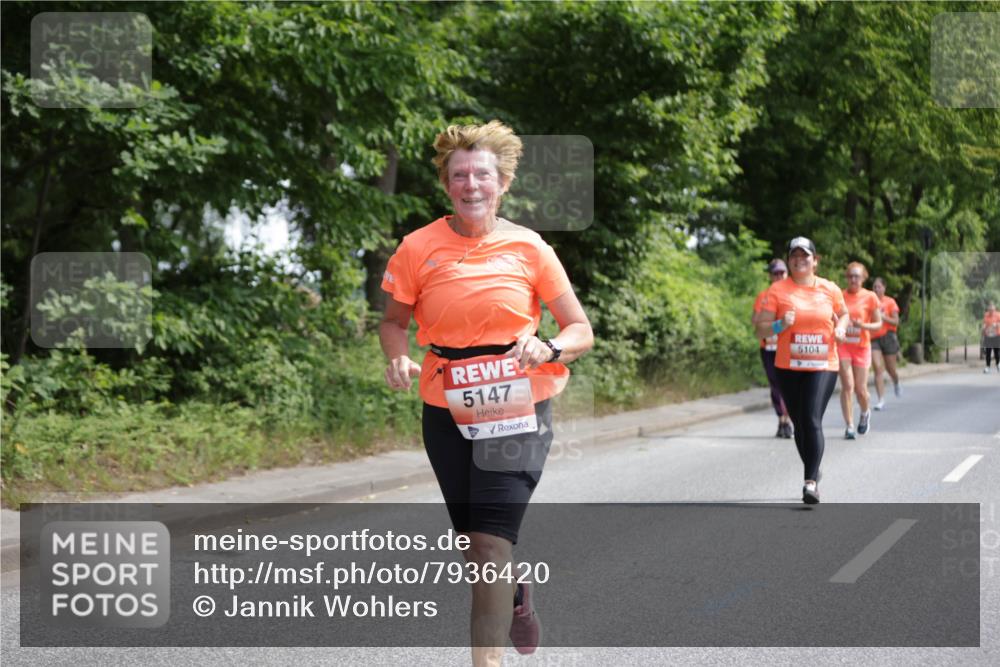 15.06.2025 - REWE Women's Run Jannik Wohlers http://msf.ph/oto/7936420 15.06.2025 10:13:24 Laufen 5147, 5104 meine-sportfotos.de