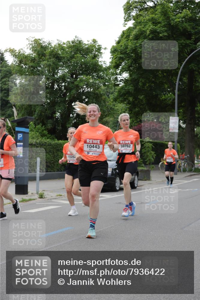 15.06.2025 - REWE Women's Run Jannik Wohlers http://msf.ph/oto/7936422 15.06.2025 08:26:34 Laufen 10443, 10762, 10282 meine-sportfotos.de