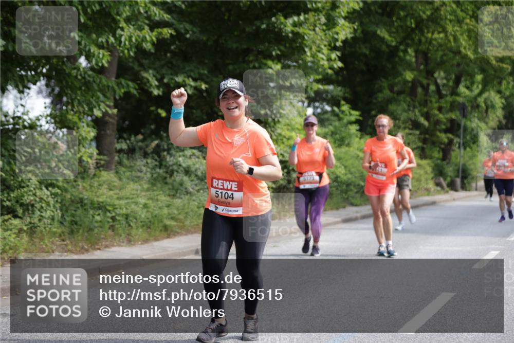 15.06.2025 - REWE Women's Run Jannik Wohlers http://msf.ph/oto/7936515 15.06.2025 10:13:26 Laufen 5104, 5173 meine-sportfotos.de